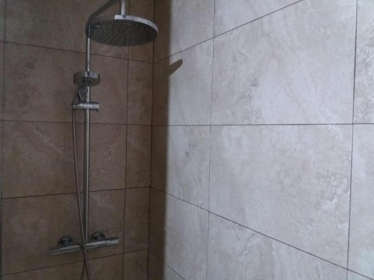 Saron Centro 1 Daire Dış mekan fotoğraf